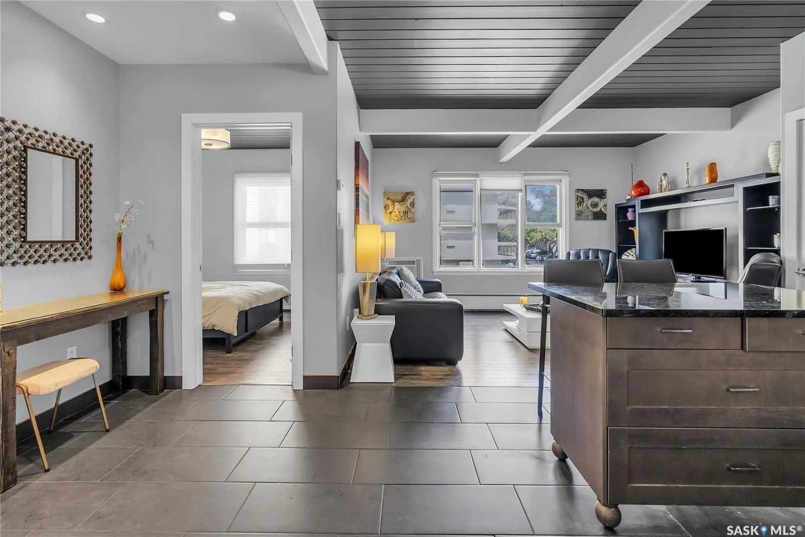 415 3rd AVENUE N, #304
