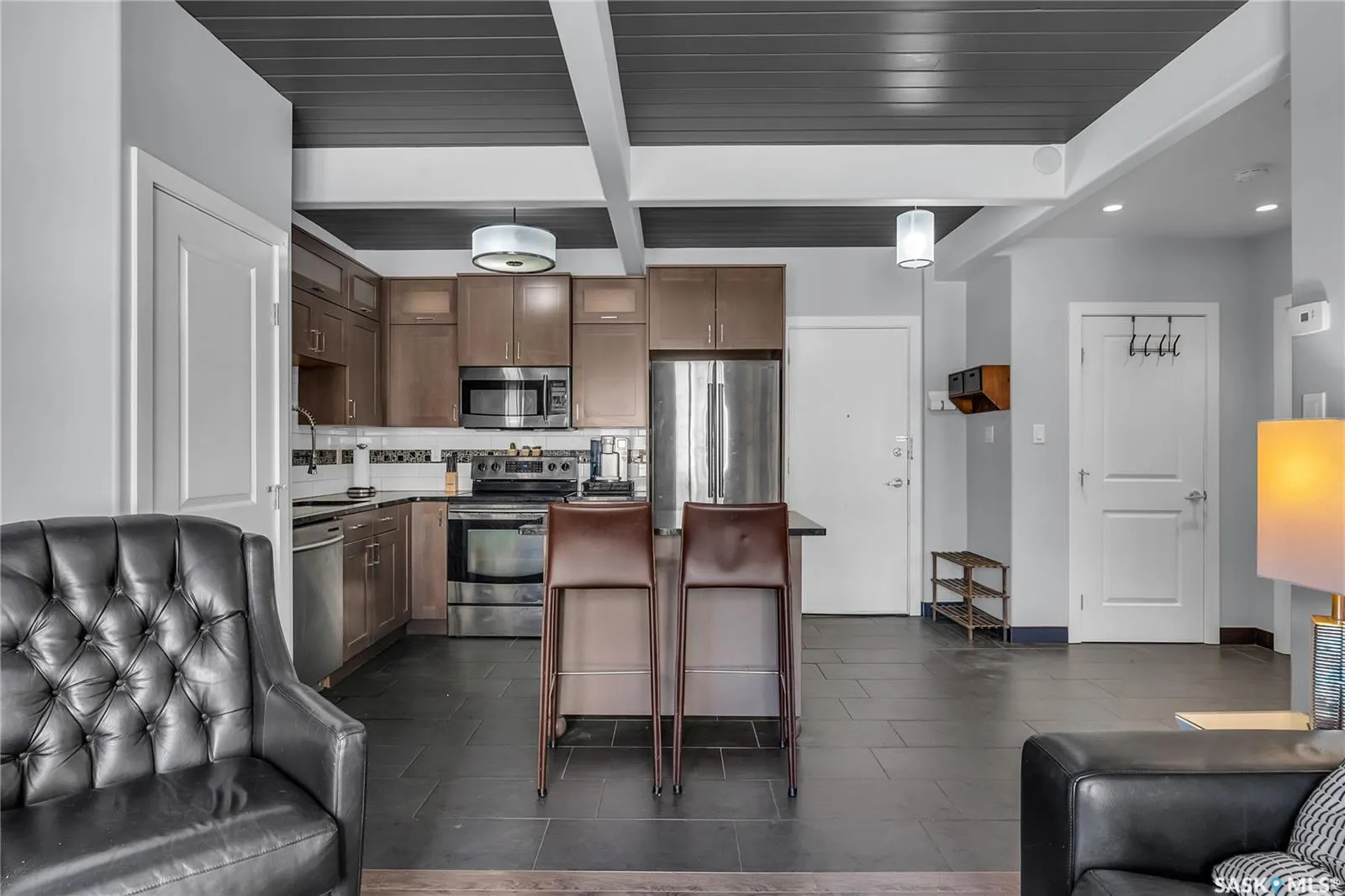 415 3rd AVENUE N, #304