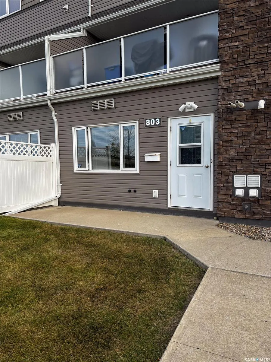 1022 Hampton CIRCLE, #803
