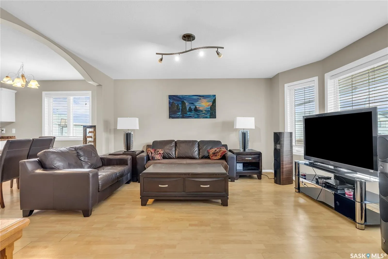 403 Rutherford CRESCENT