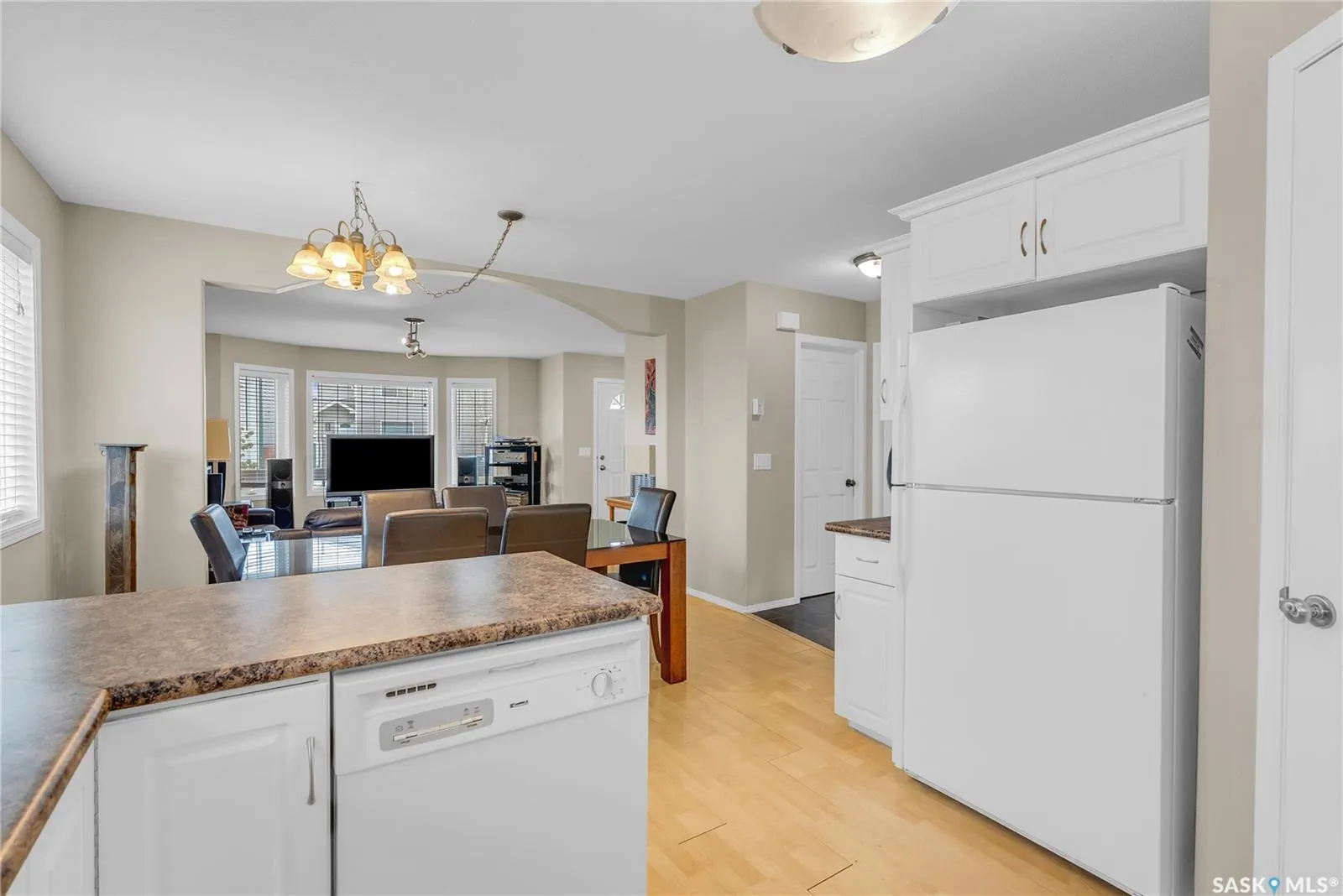 403 Rutherford CRESCENT