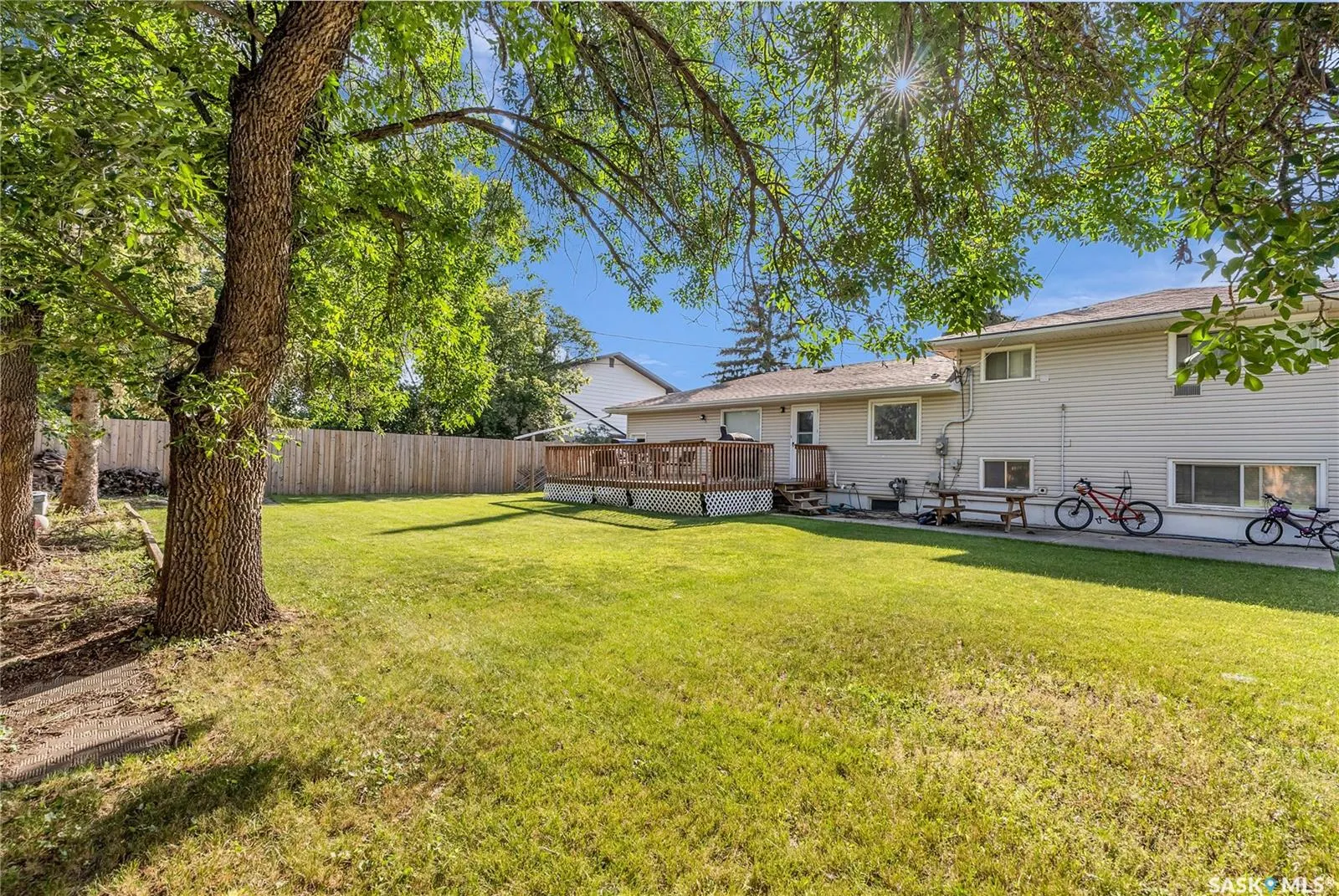15 Moxon CRESCENT
