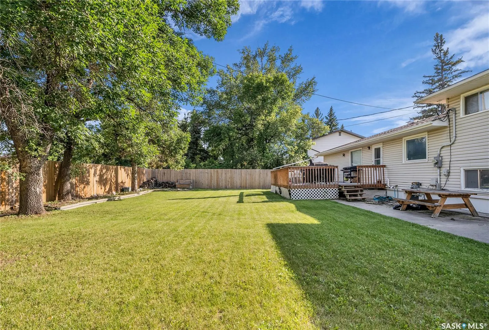 15 Moxon CRESCENT