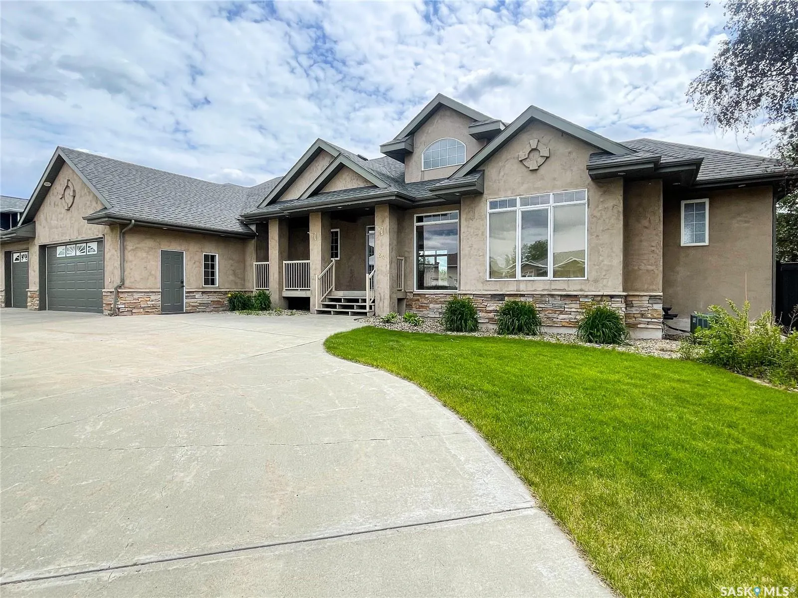 24 Bridger DRIVE