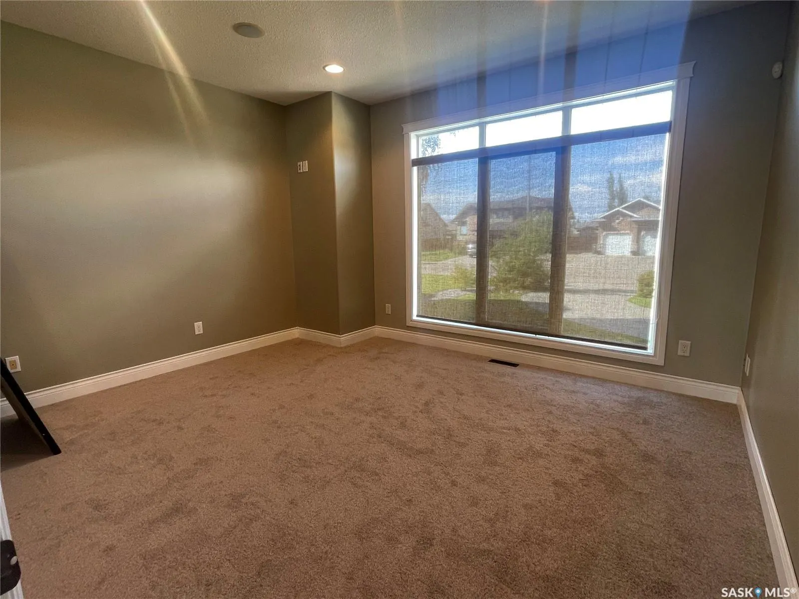 24 Bridger DRIVE