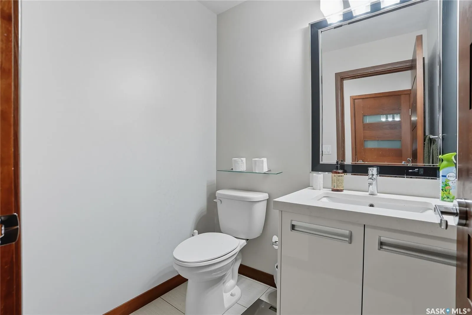 1555 Paton CRESCENT, #301