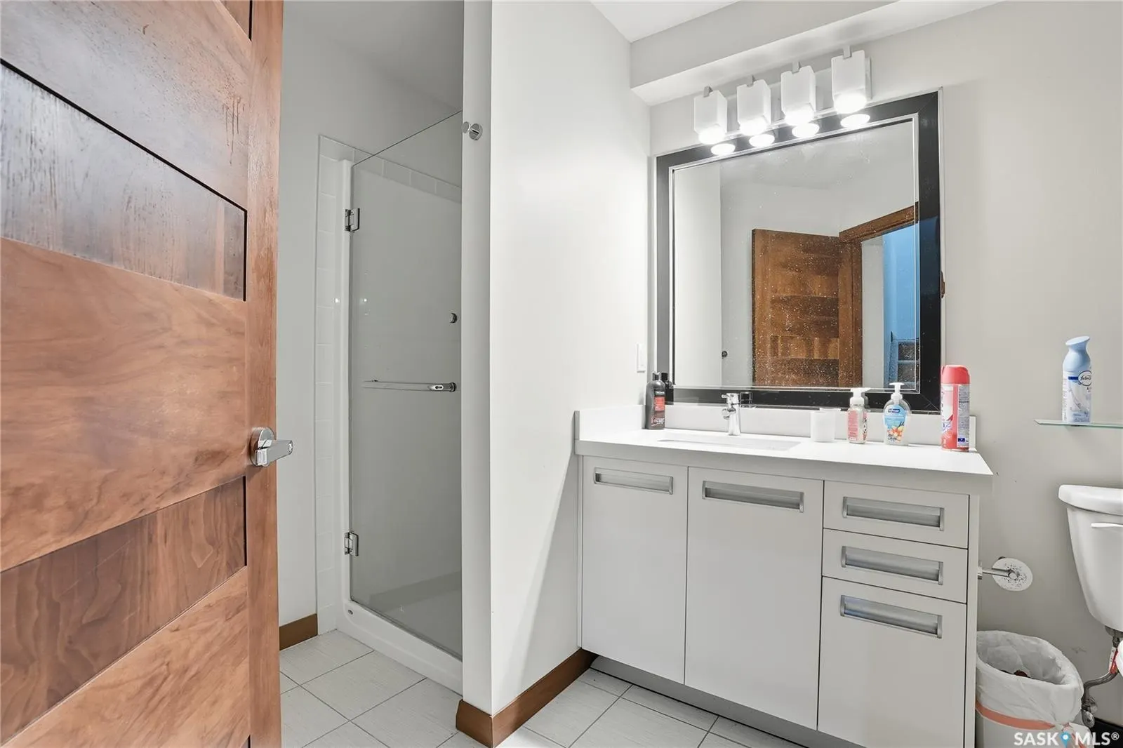 1555 Paton CRESCENT, #301