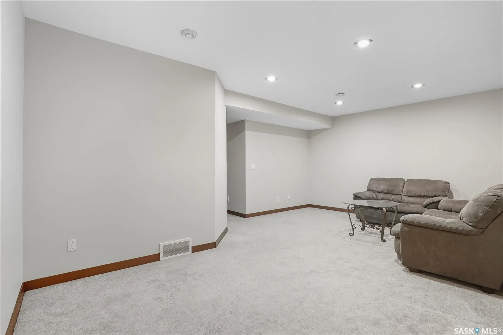 1555 Paton CRESCENT, #301