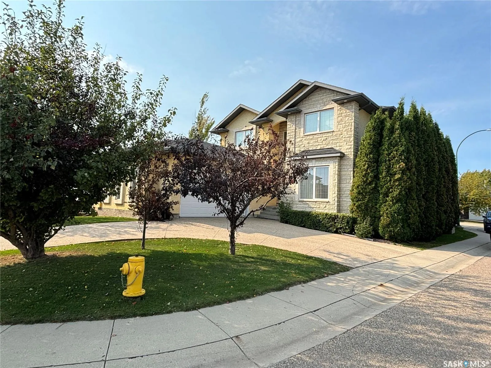 603 Brookhurst COURT