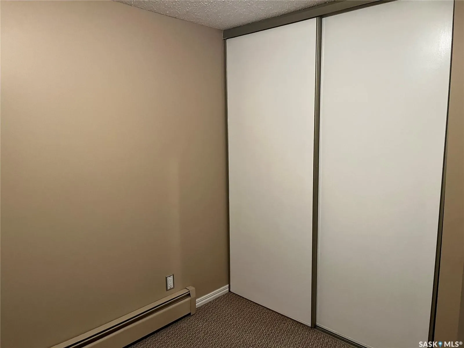 34 NOLLET AVENUE, #102