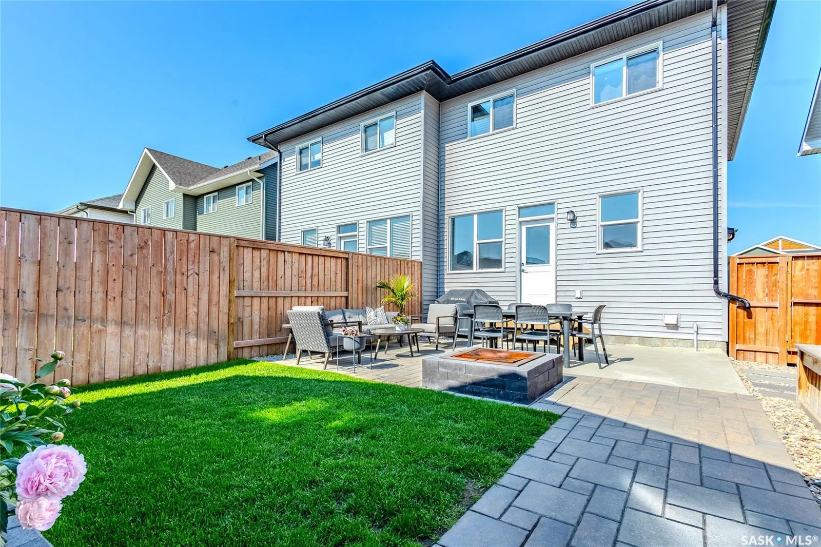 1050 Kolynchuk CRESCENT