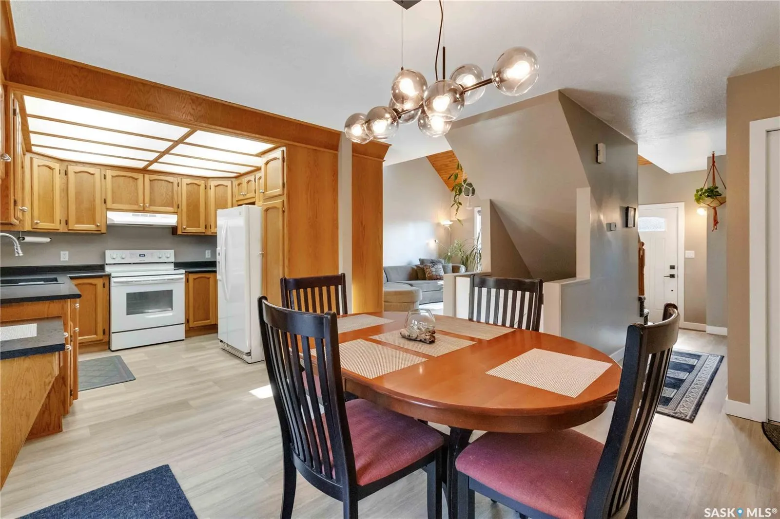 542 Adilman DRIVE