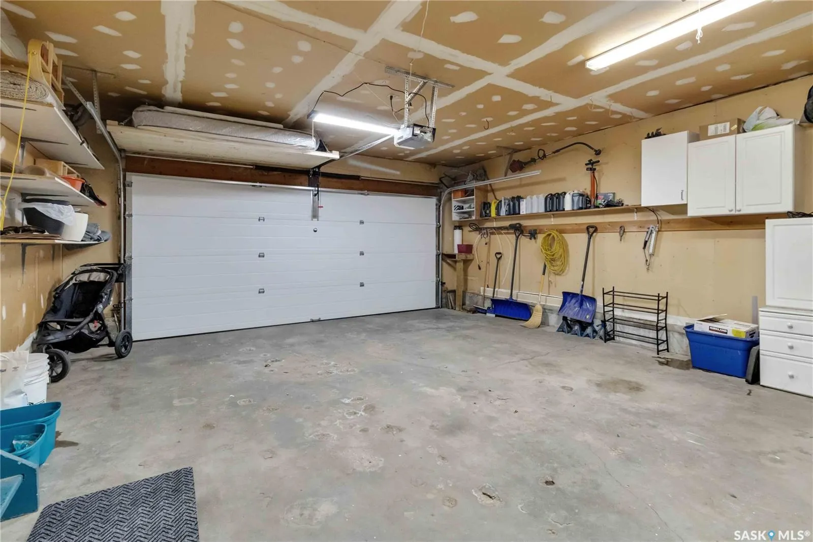 542 Adilman DRIVE