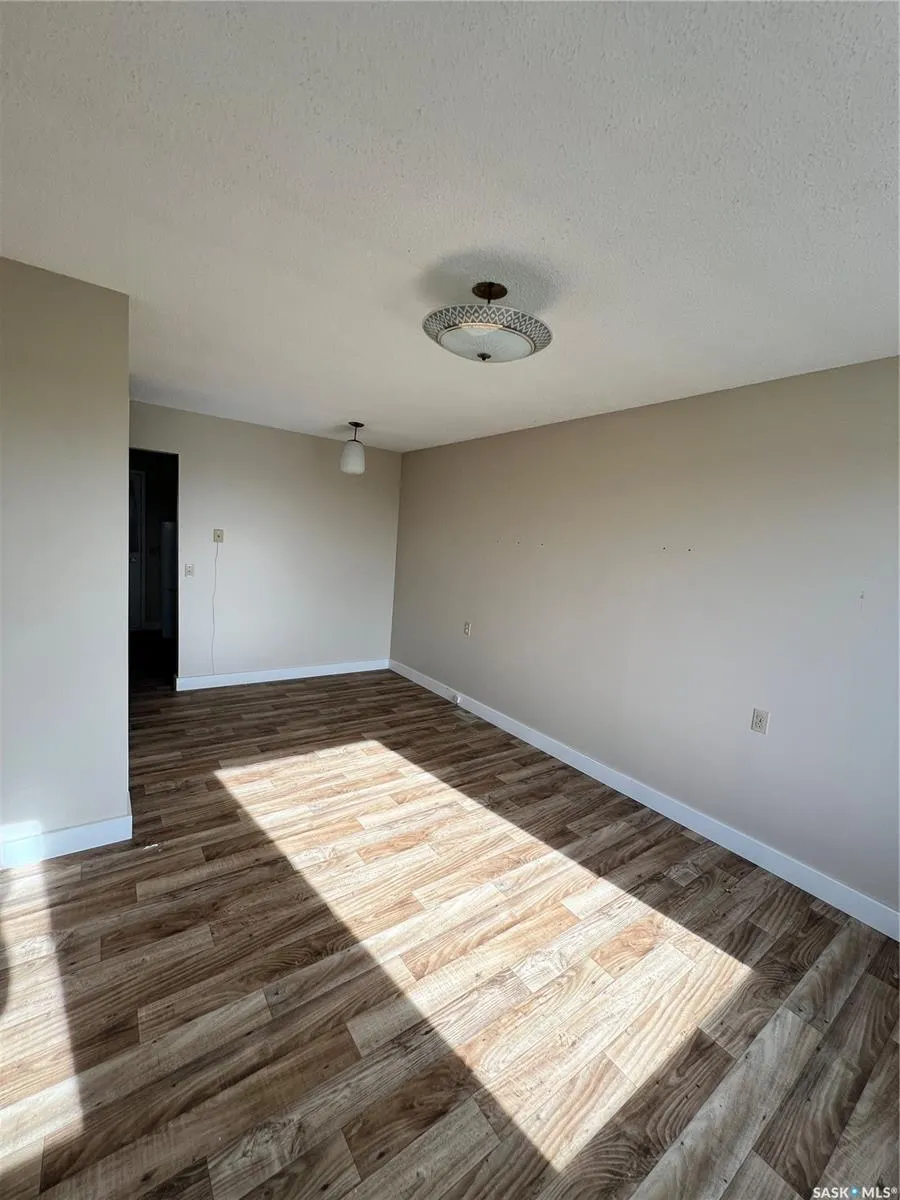 303 McKenzie STREET, #303-317