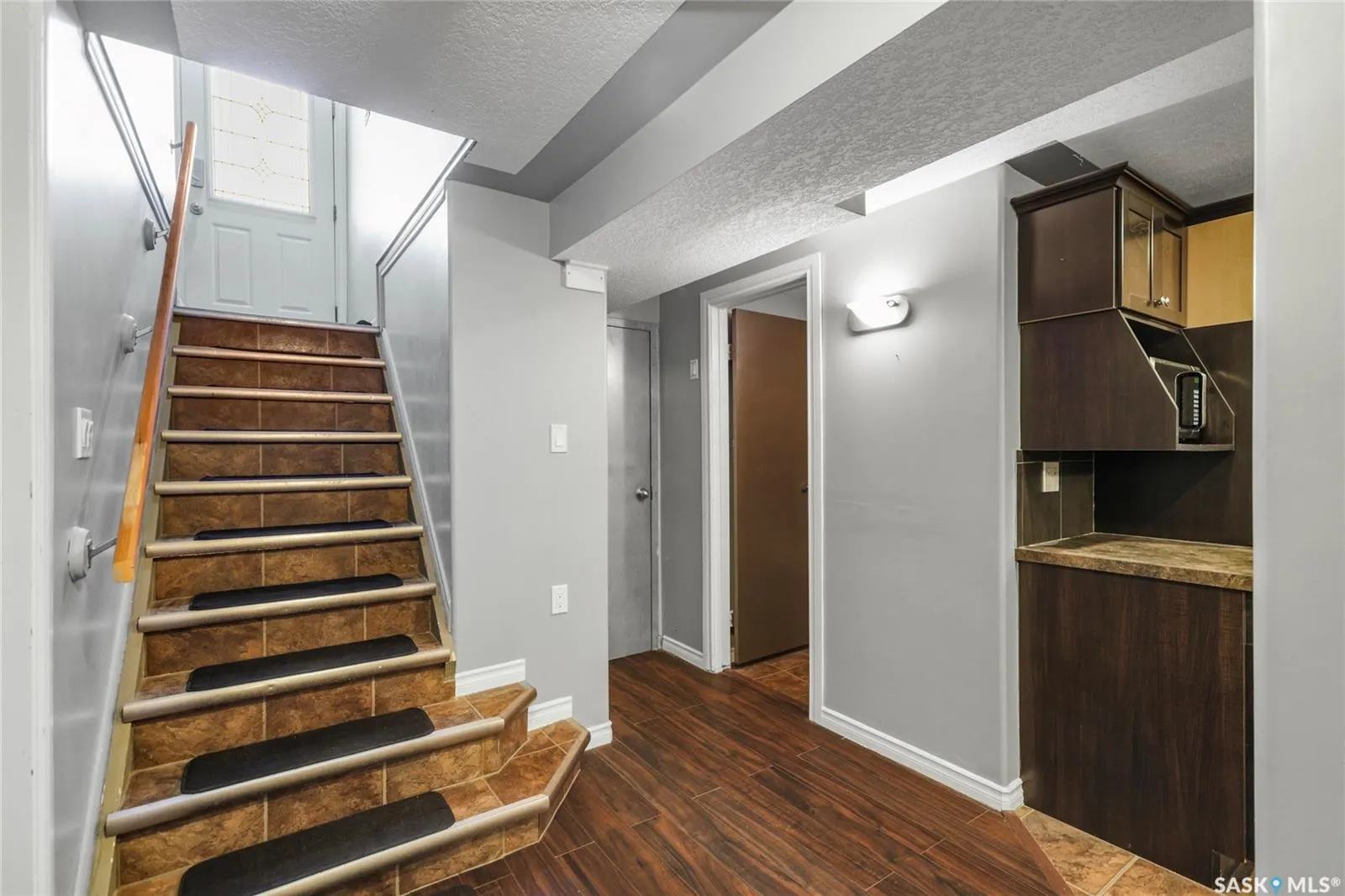 130 Scrivener CRESCENT
