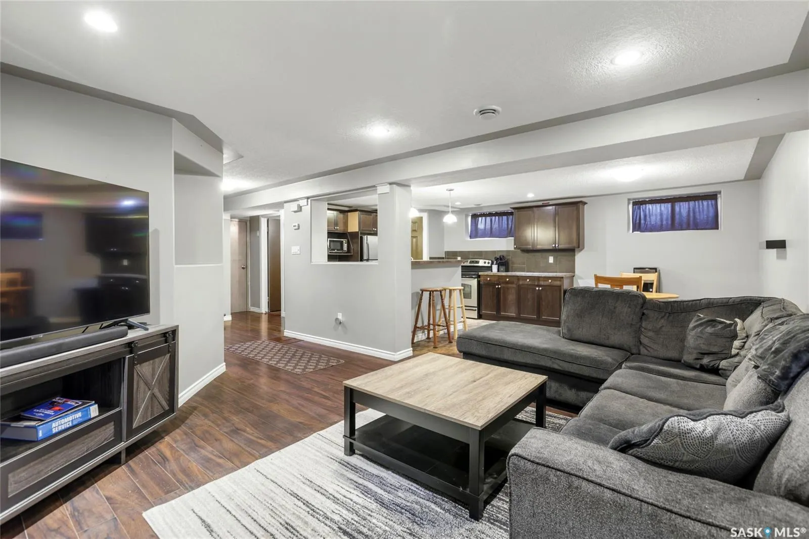 130 Scrivener CRESCENT