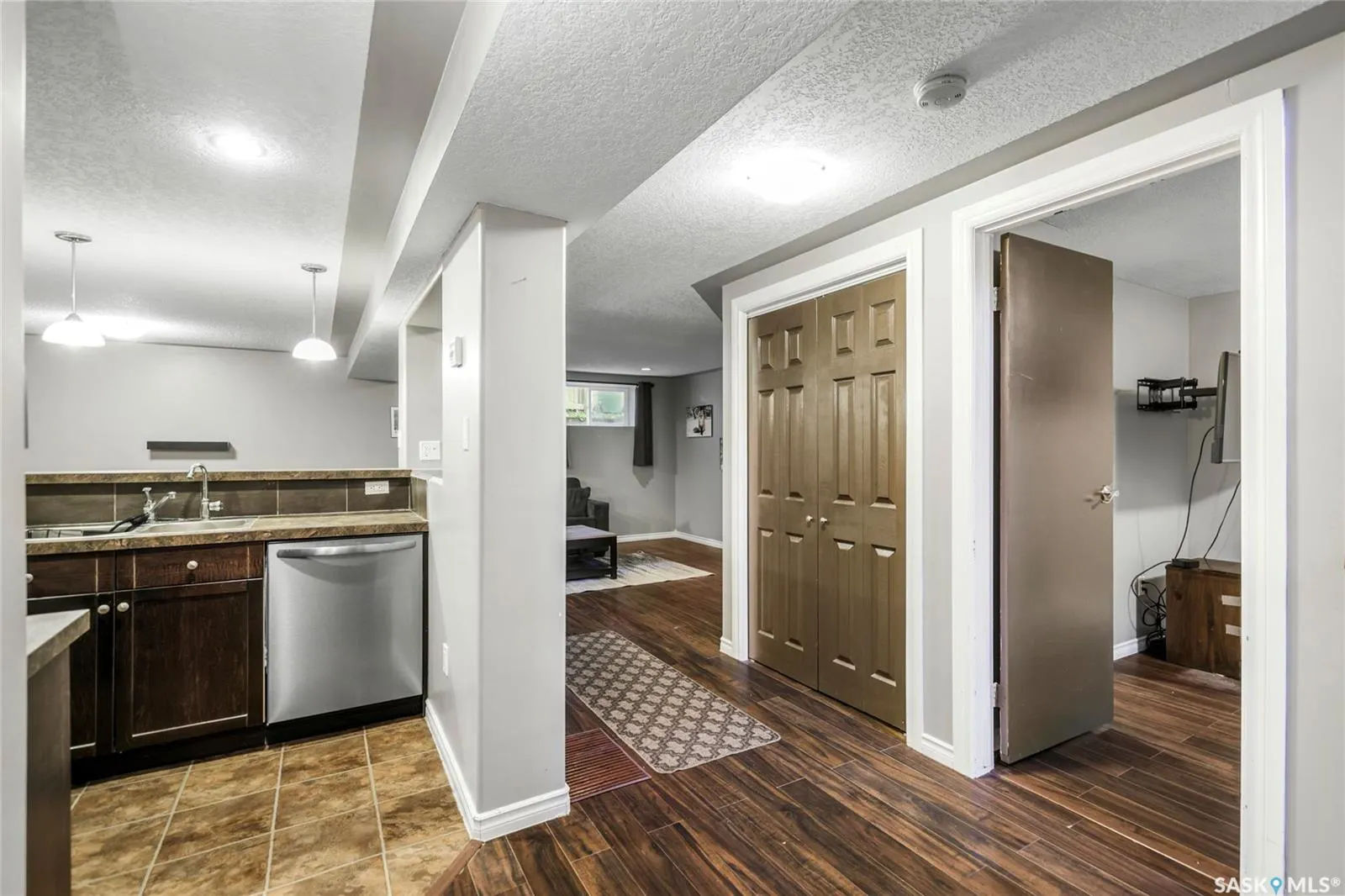 130 Scrivener CRESCENT