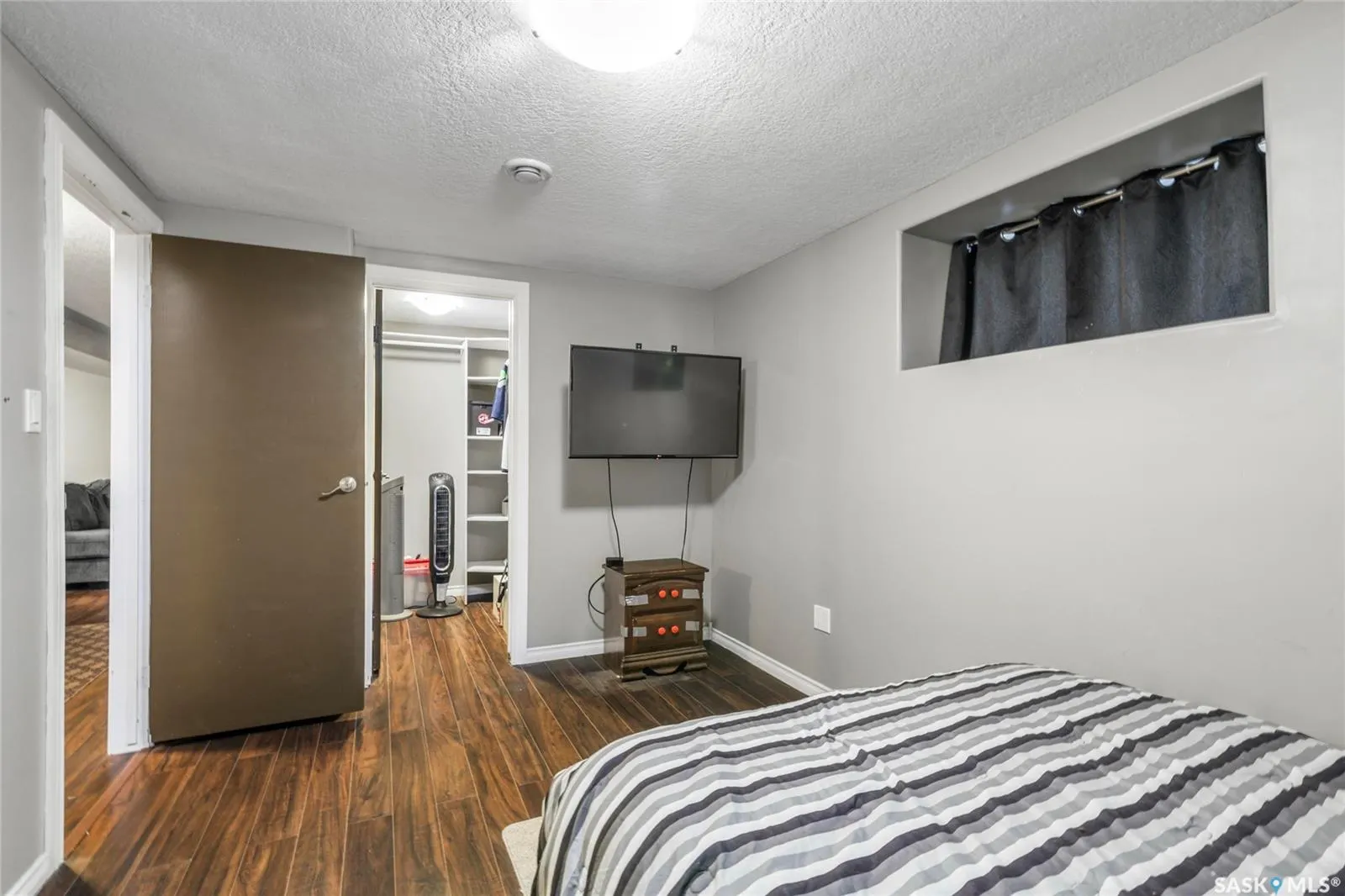 130 Scrivener CRESCENT