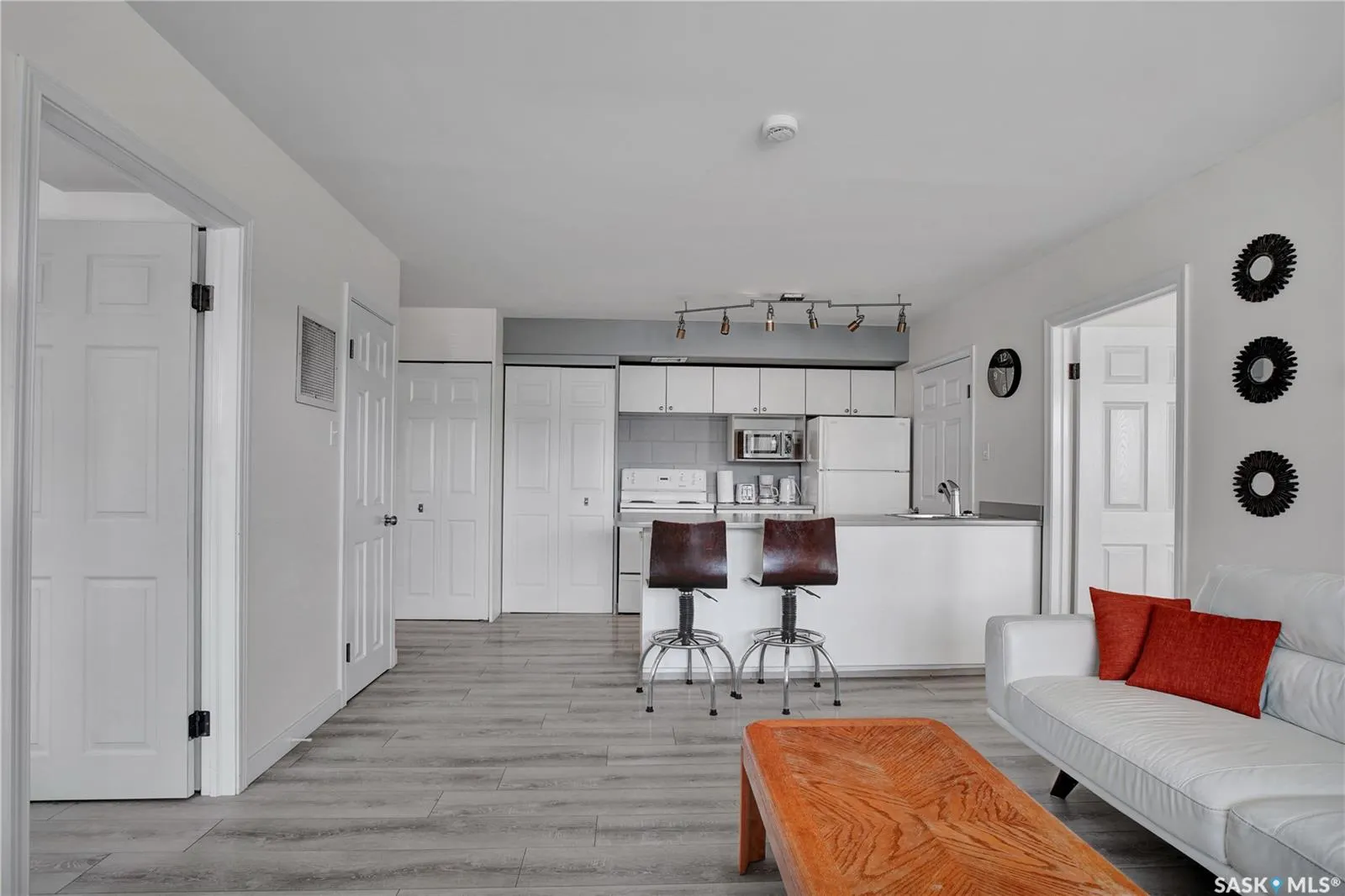 120 C AVENUE N, #103