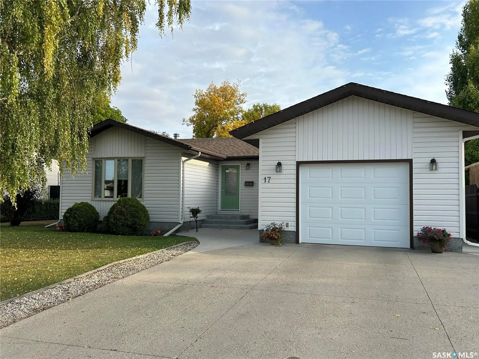 17 Stebbings CRESCENT