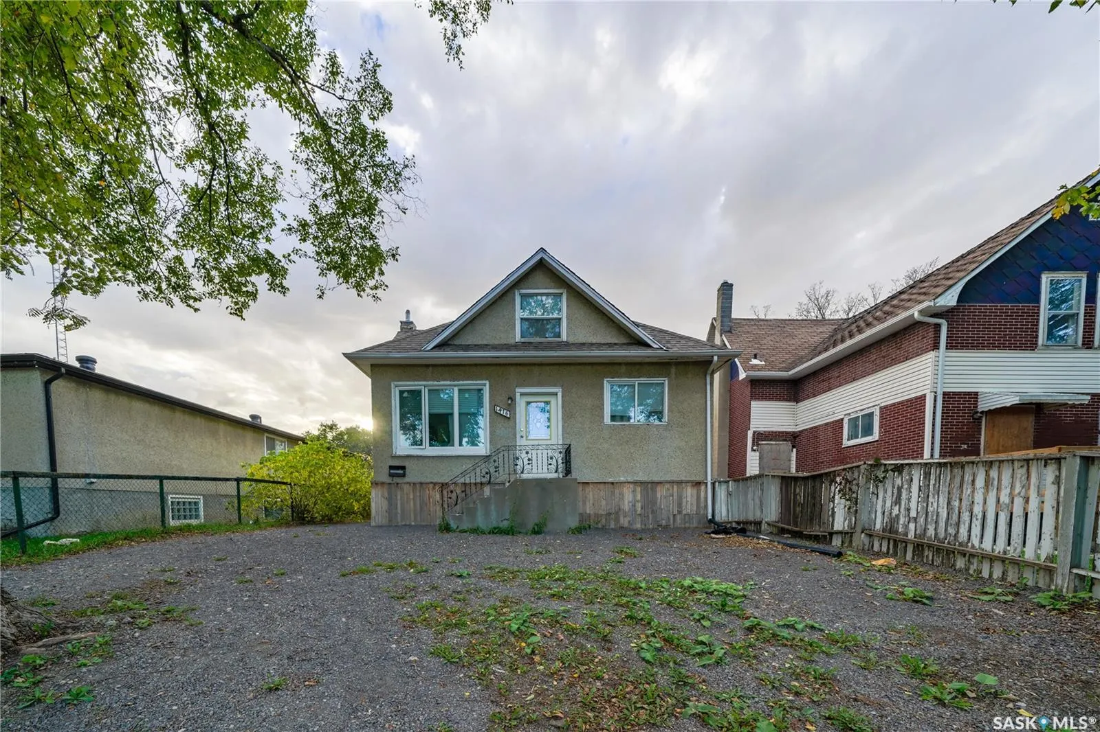 1416 rae STREET