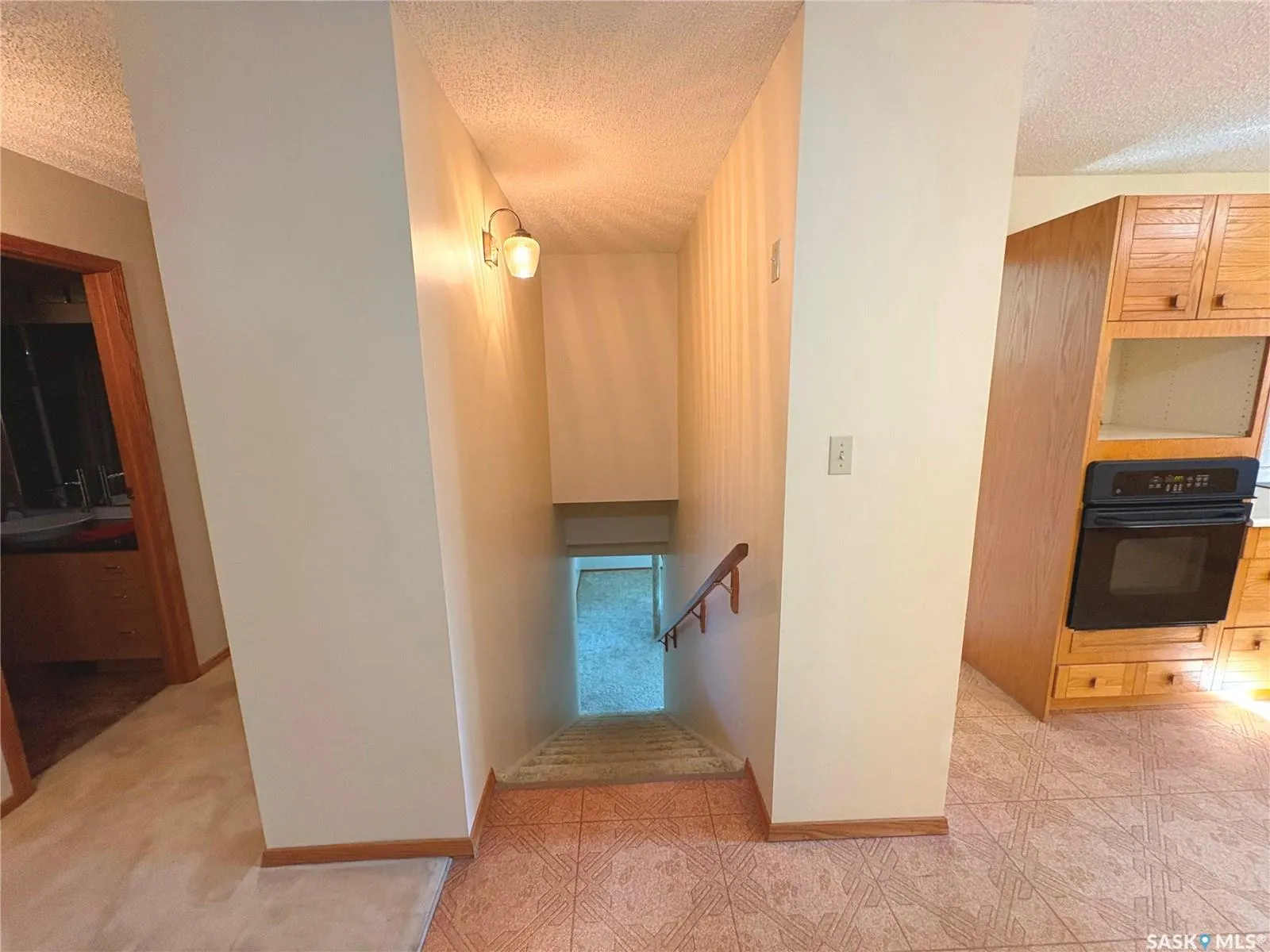 244 Central AVENUE S
