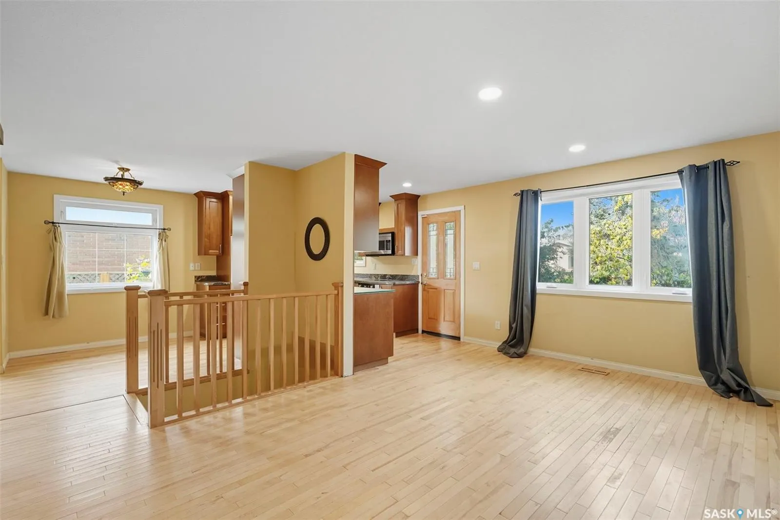 97 Arnason CRESCENT