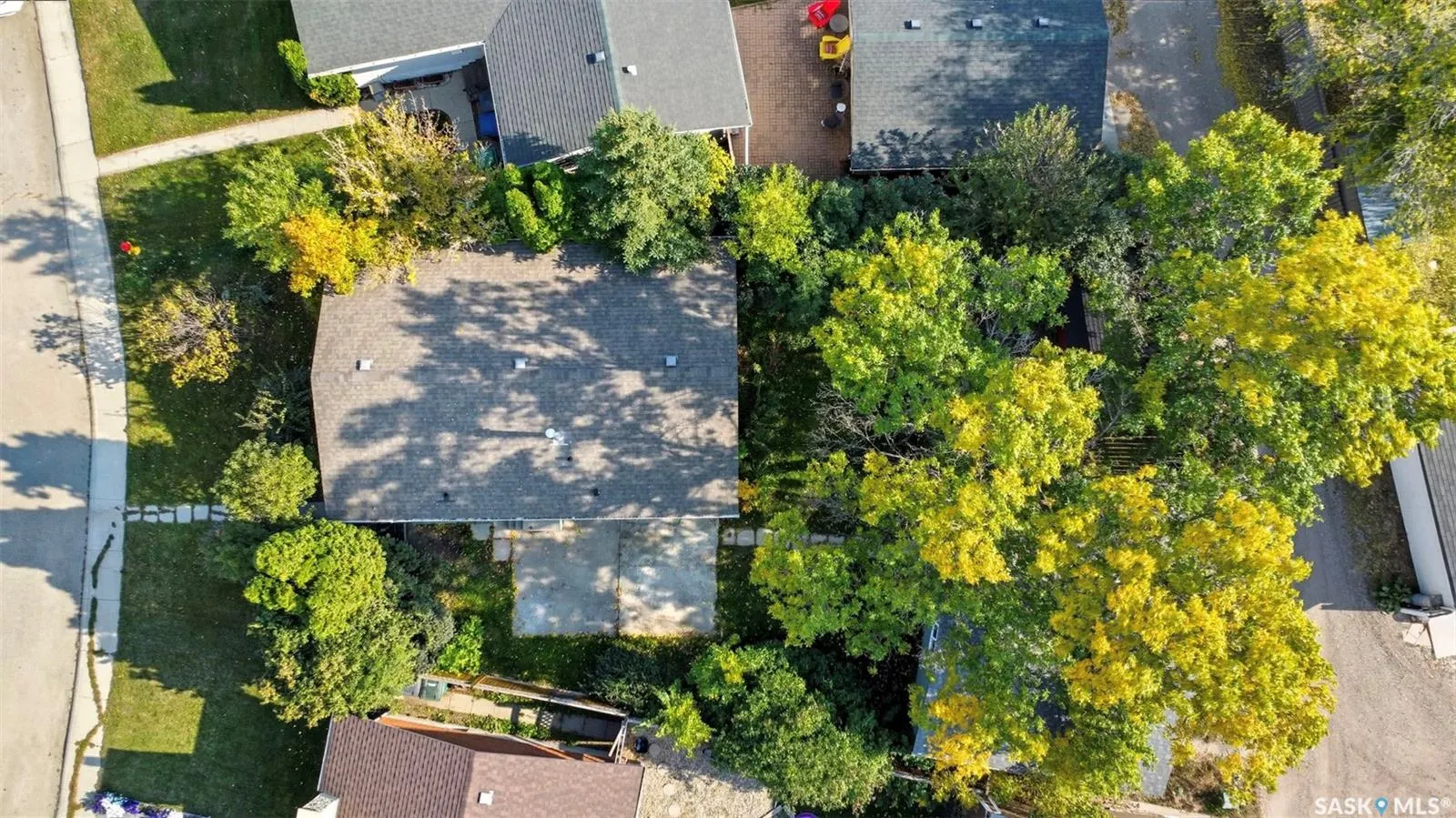 97 Arnason CRESCENT