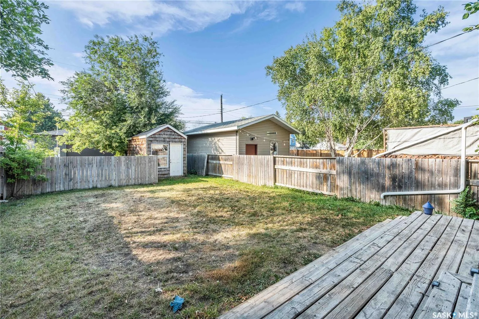 204 4th STREET E