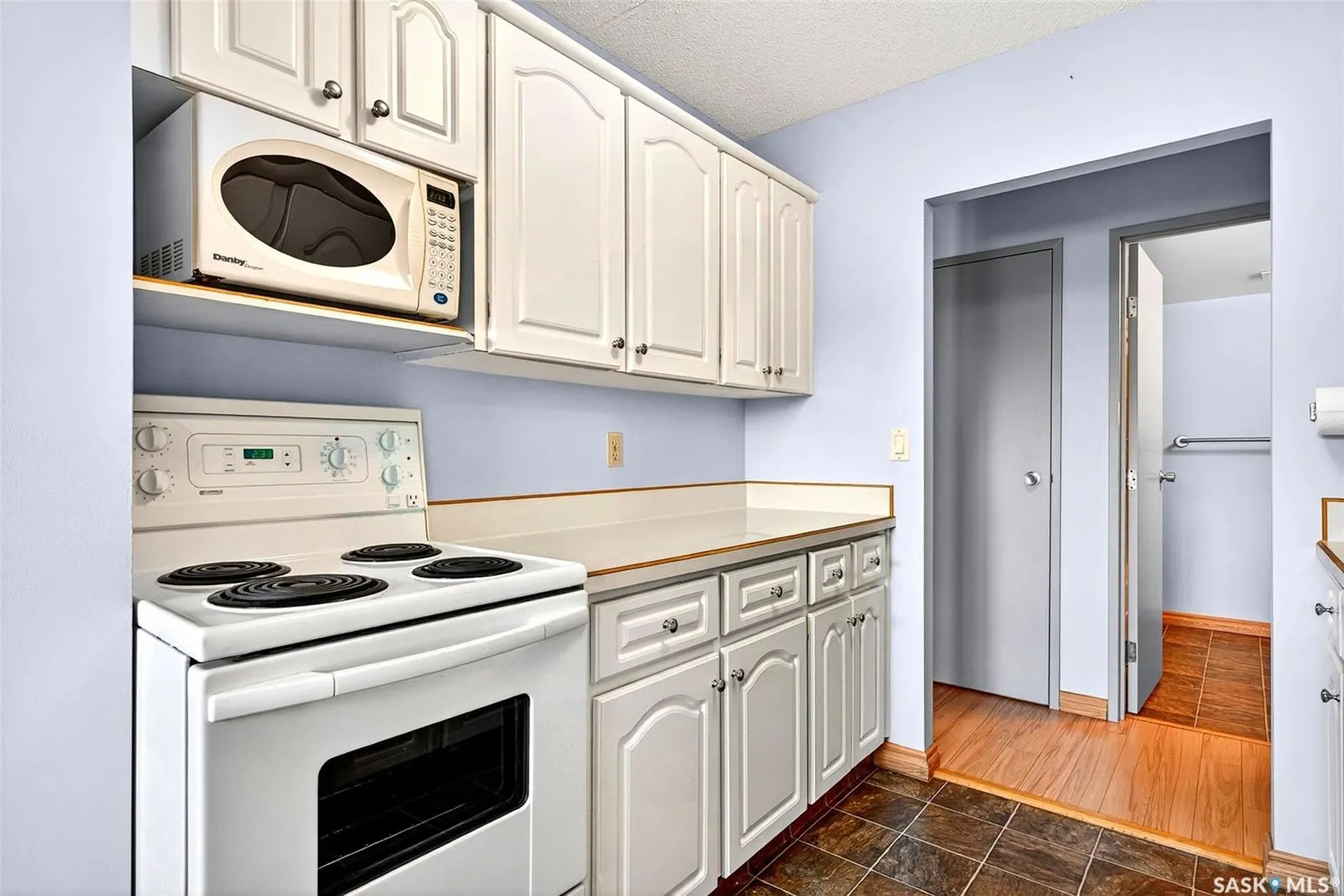 20 Kleisinger CRESCENT, #402