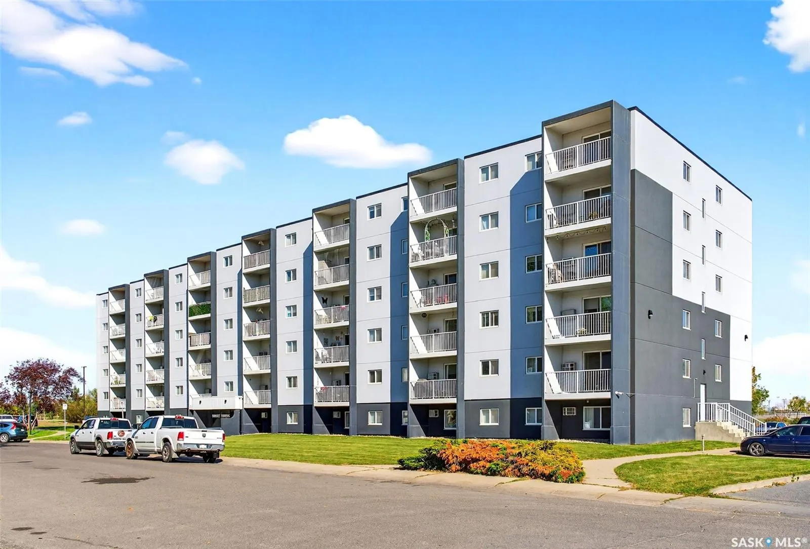20 Kleisinger CRESCENT, #402