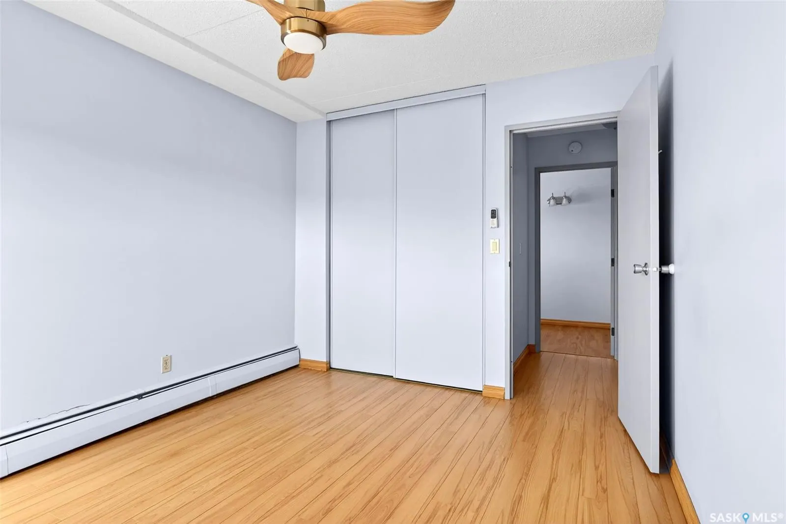 20 Kleisinger CRESCENT, #402