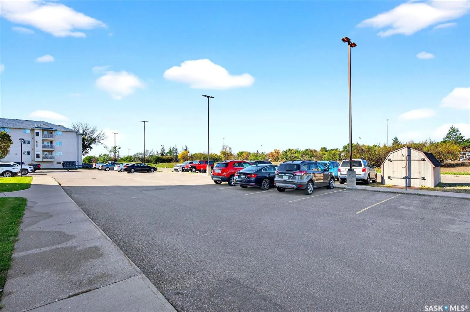 20 Kleisinger CRESCENT, #402