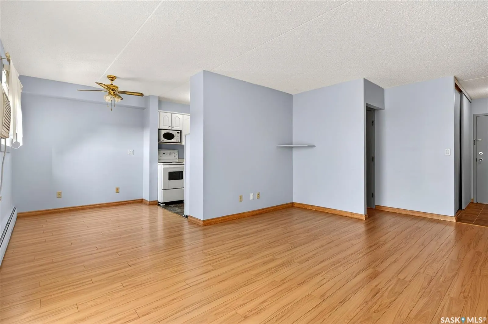 20 Kleisinger CRESCENT, #402