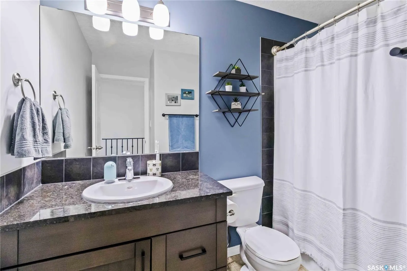 103 Klassen CRESCENT, #108