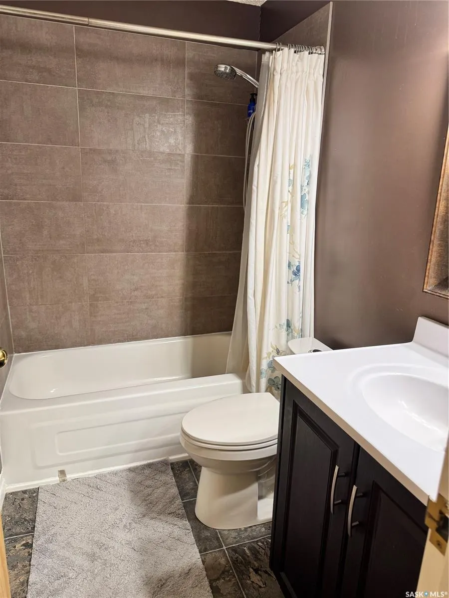 122 Edinburgh PLACE, #319