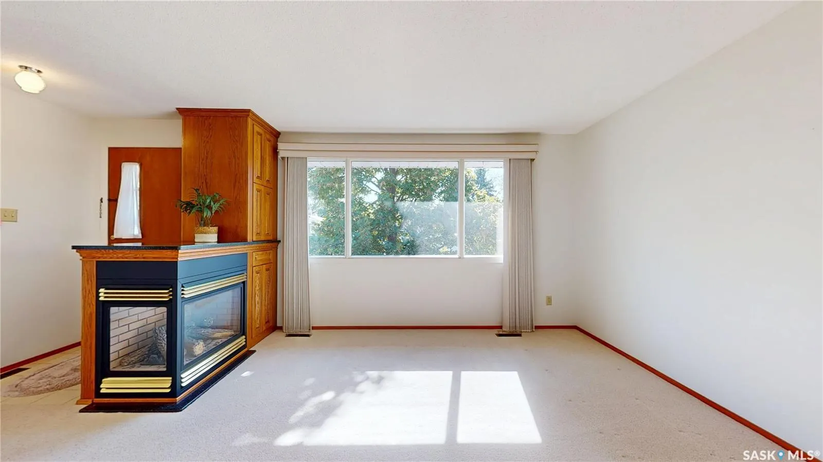 90 HAMMOND ROAD