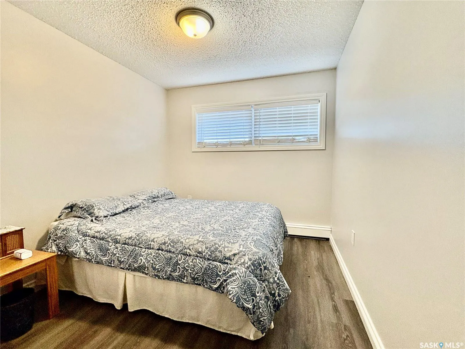 240 Home STREET W