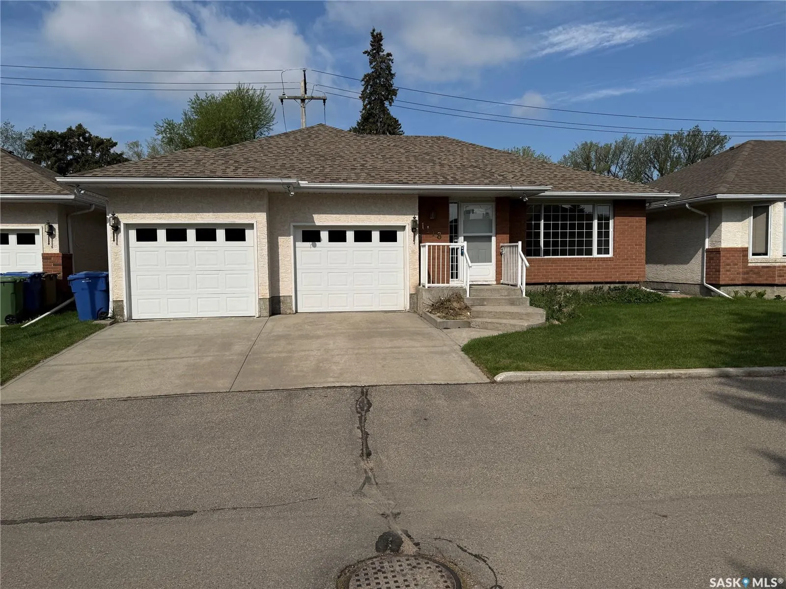 1118 Selo PLACE