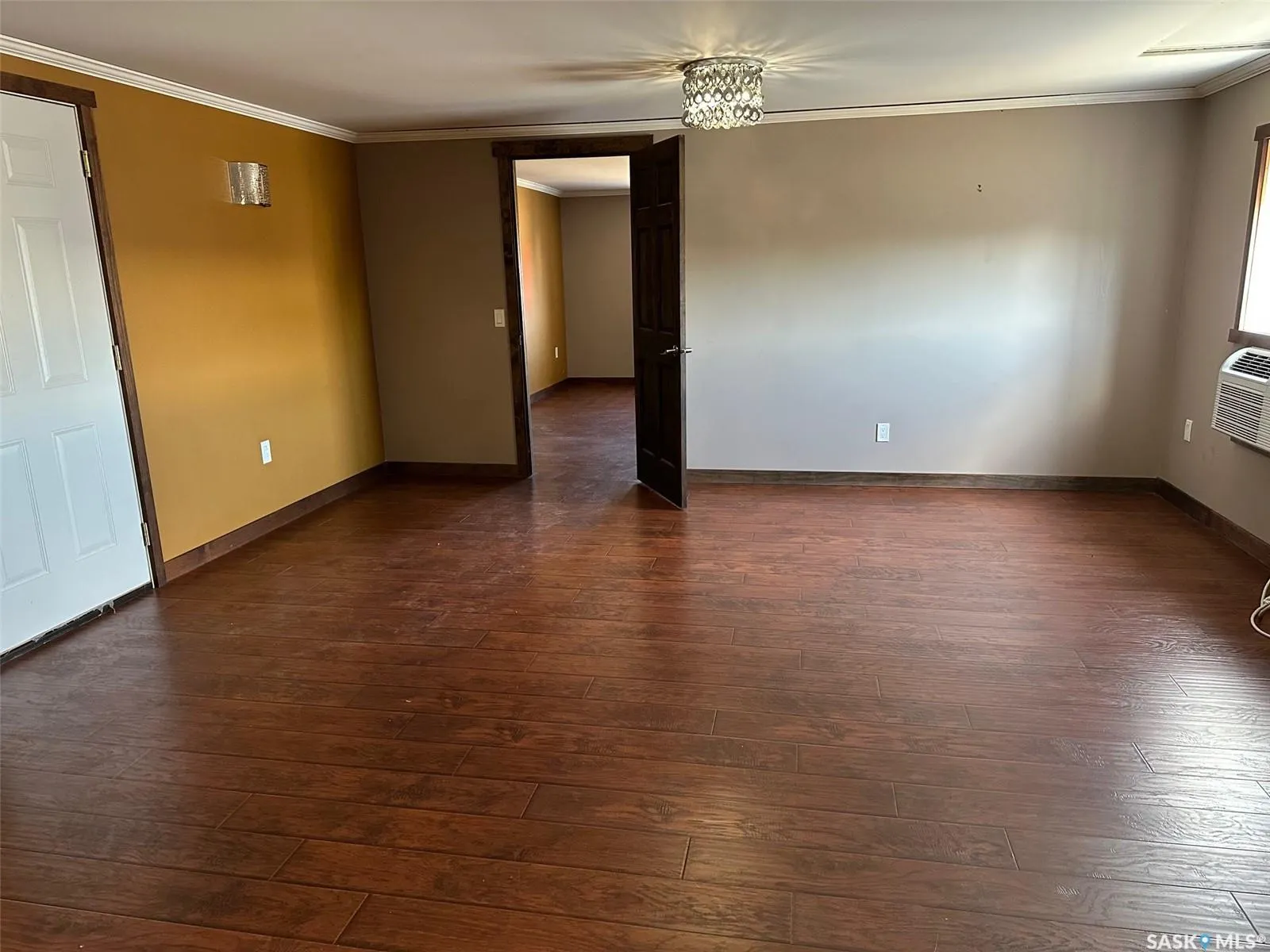 109 Industrial DRIVE, #5