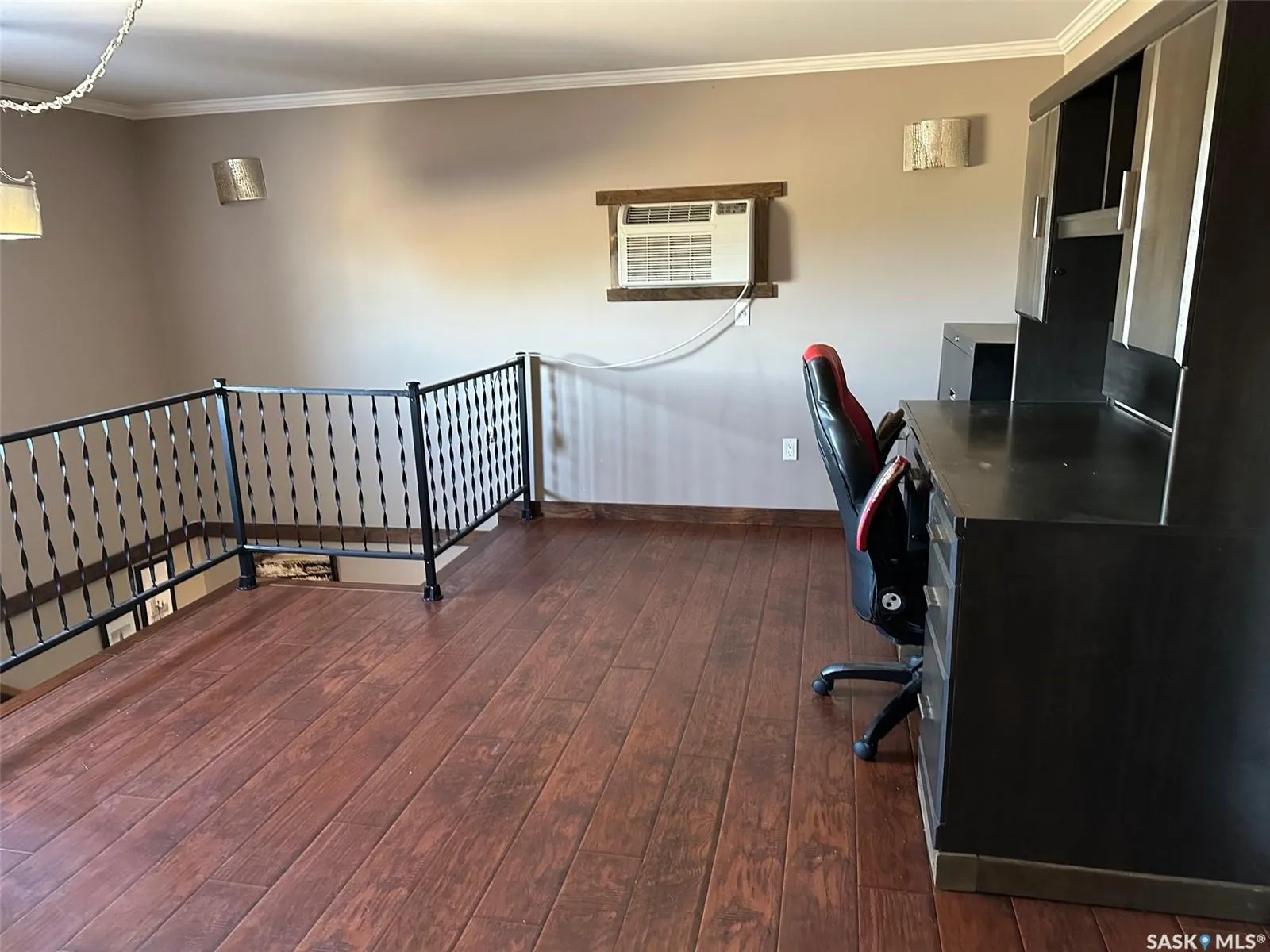 109 Industrial DRIVE, #5
