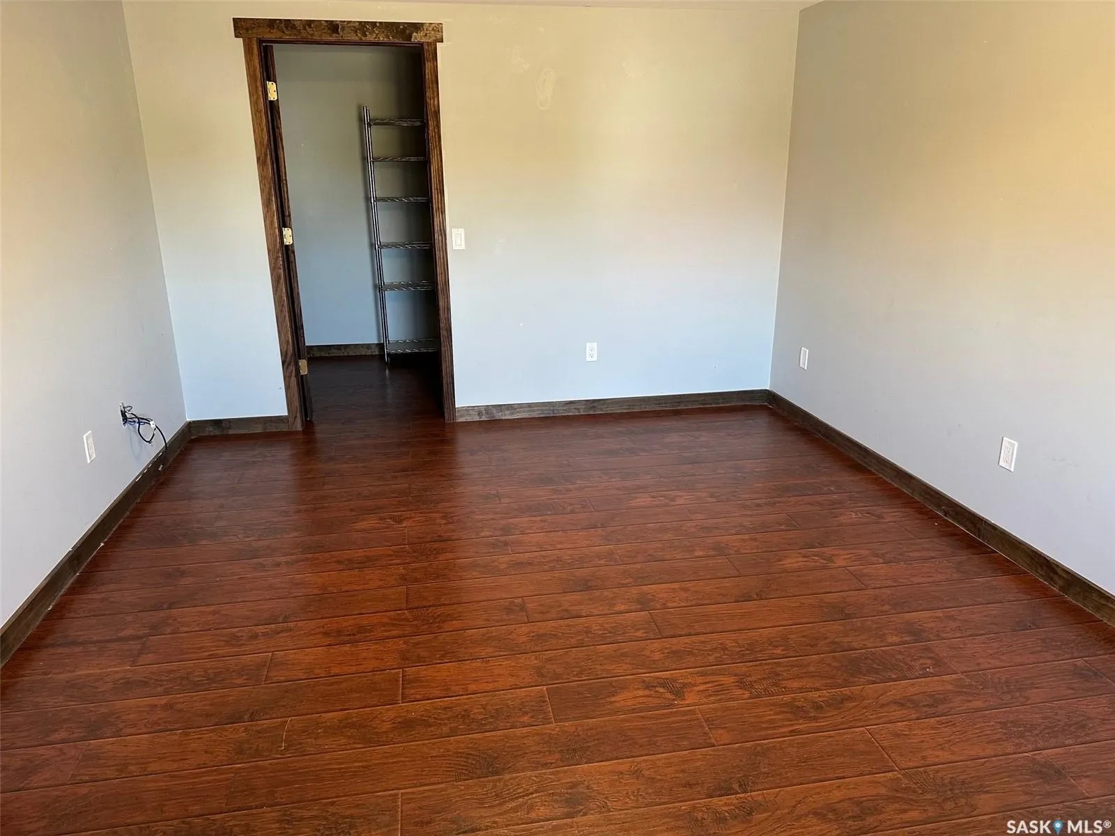 109 Industrial DRIVE, #5