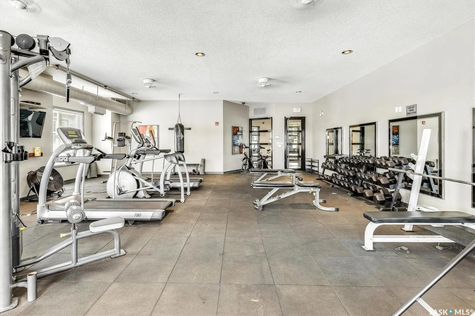 1015 Patrick CRESCENT, #203