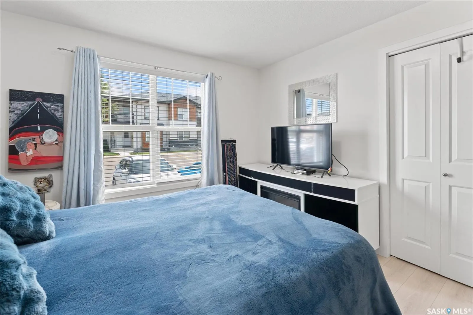 1015 Patrick CRESCENT, #203