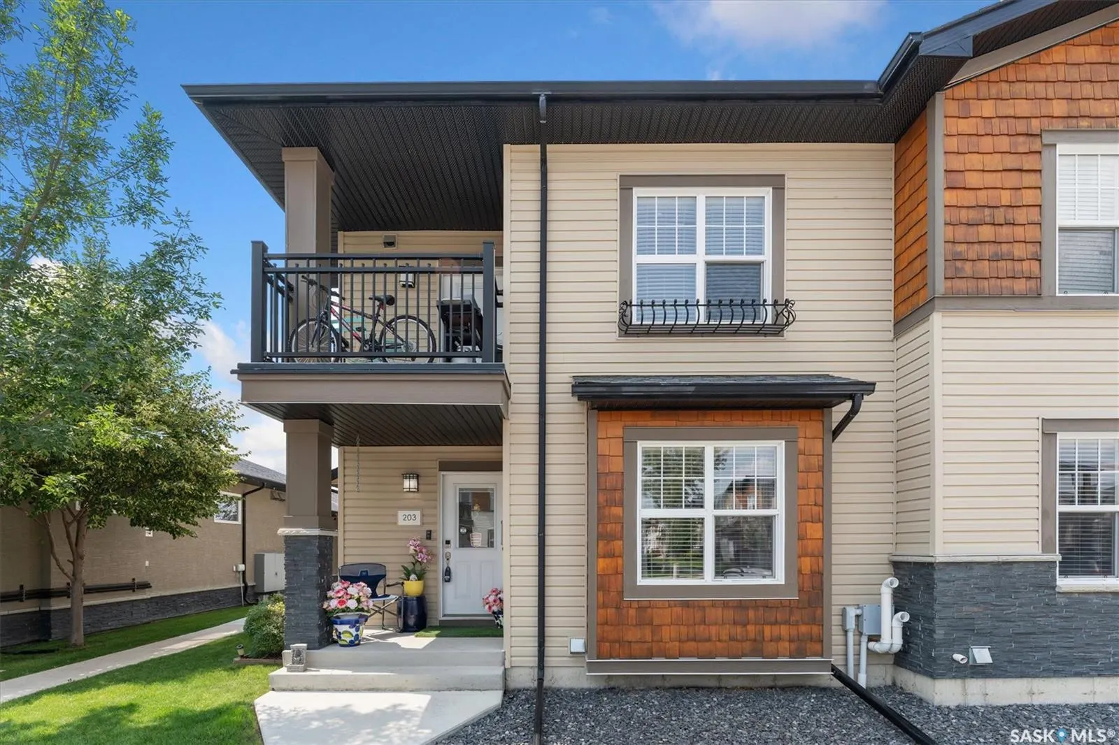 1015 Patrick CRESCENT, #203