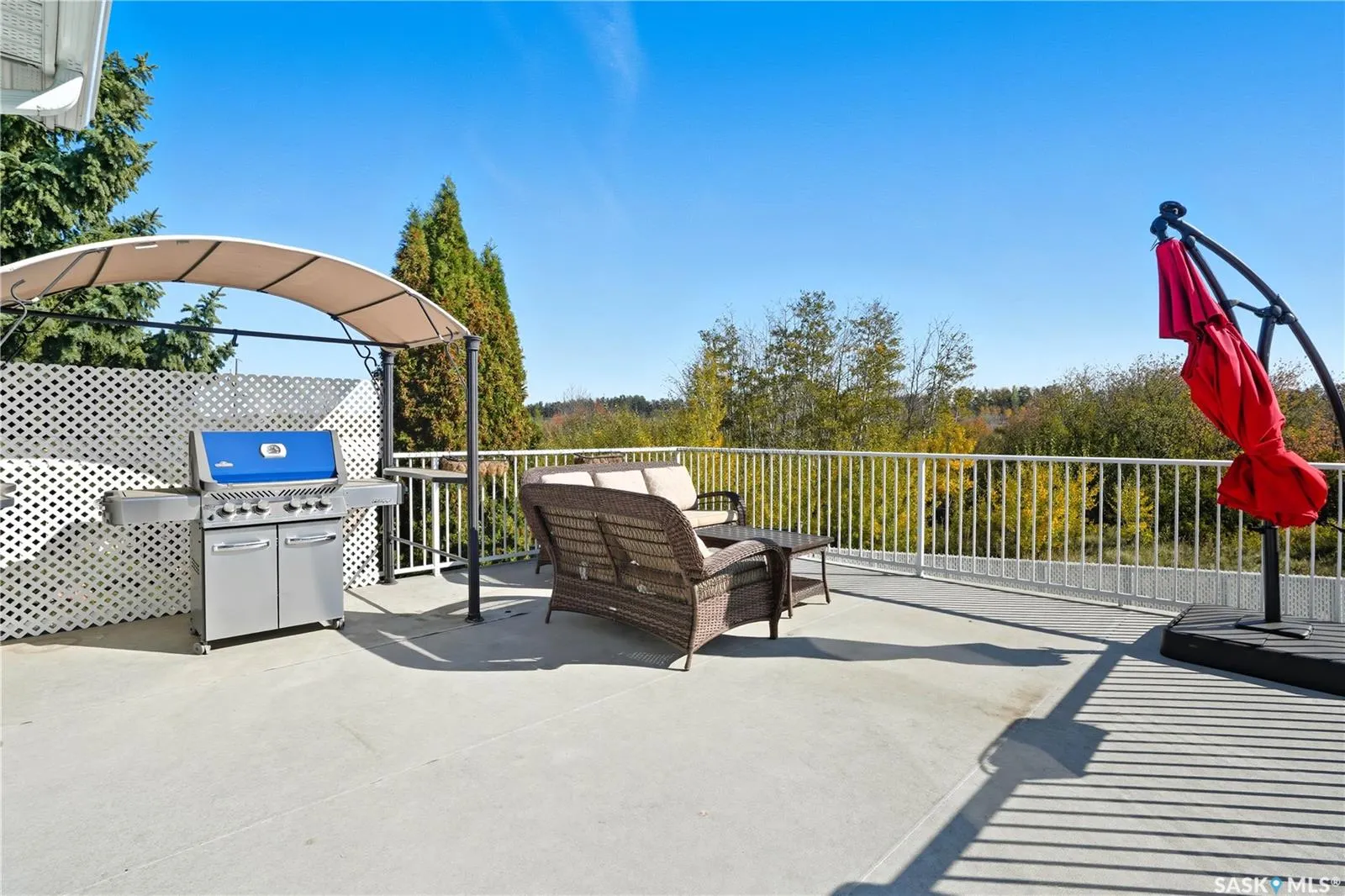 422 Le May CRESCENT