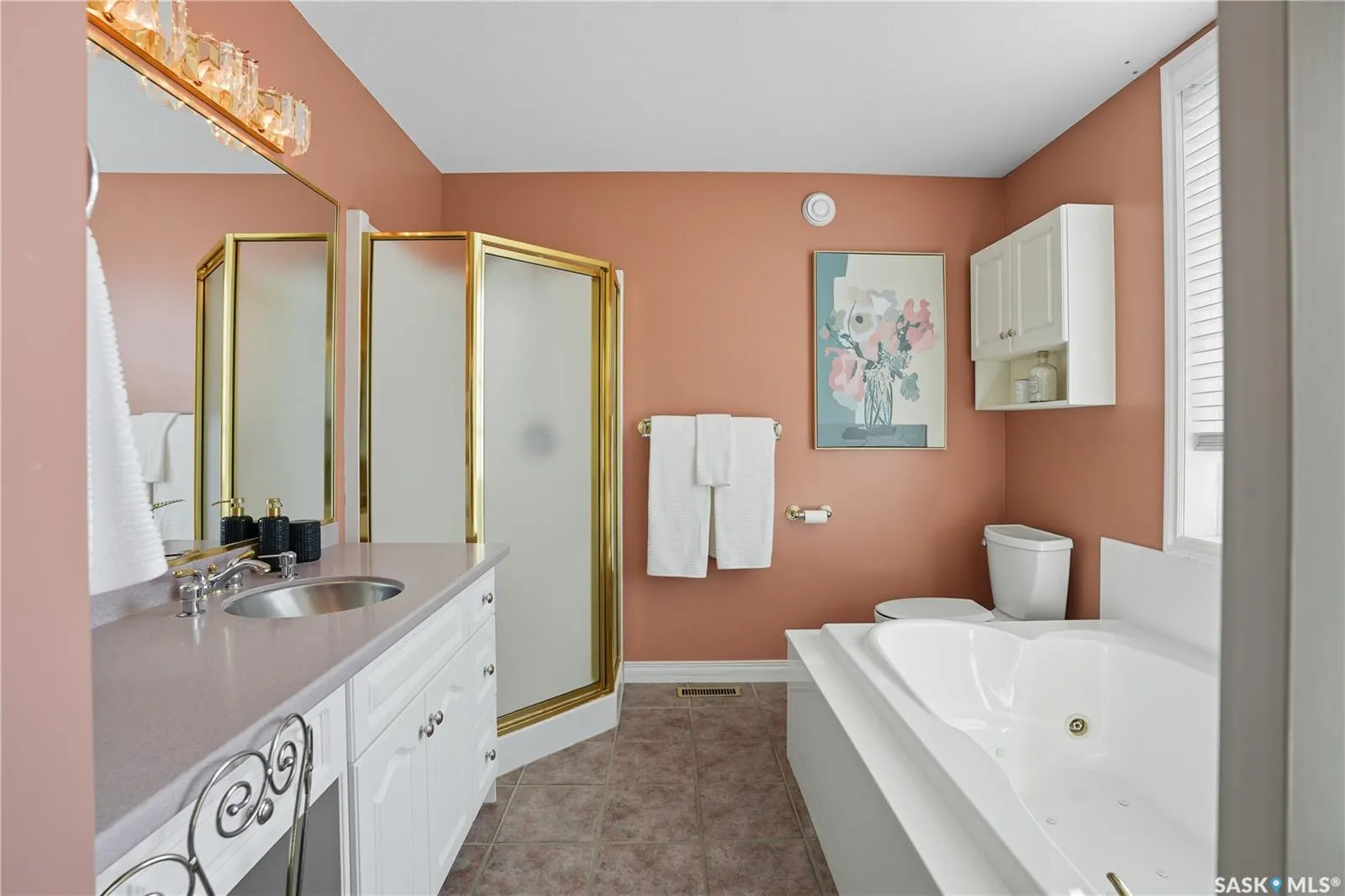 422 Le May CRESCENT