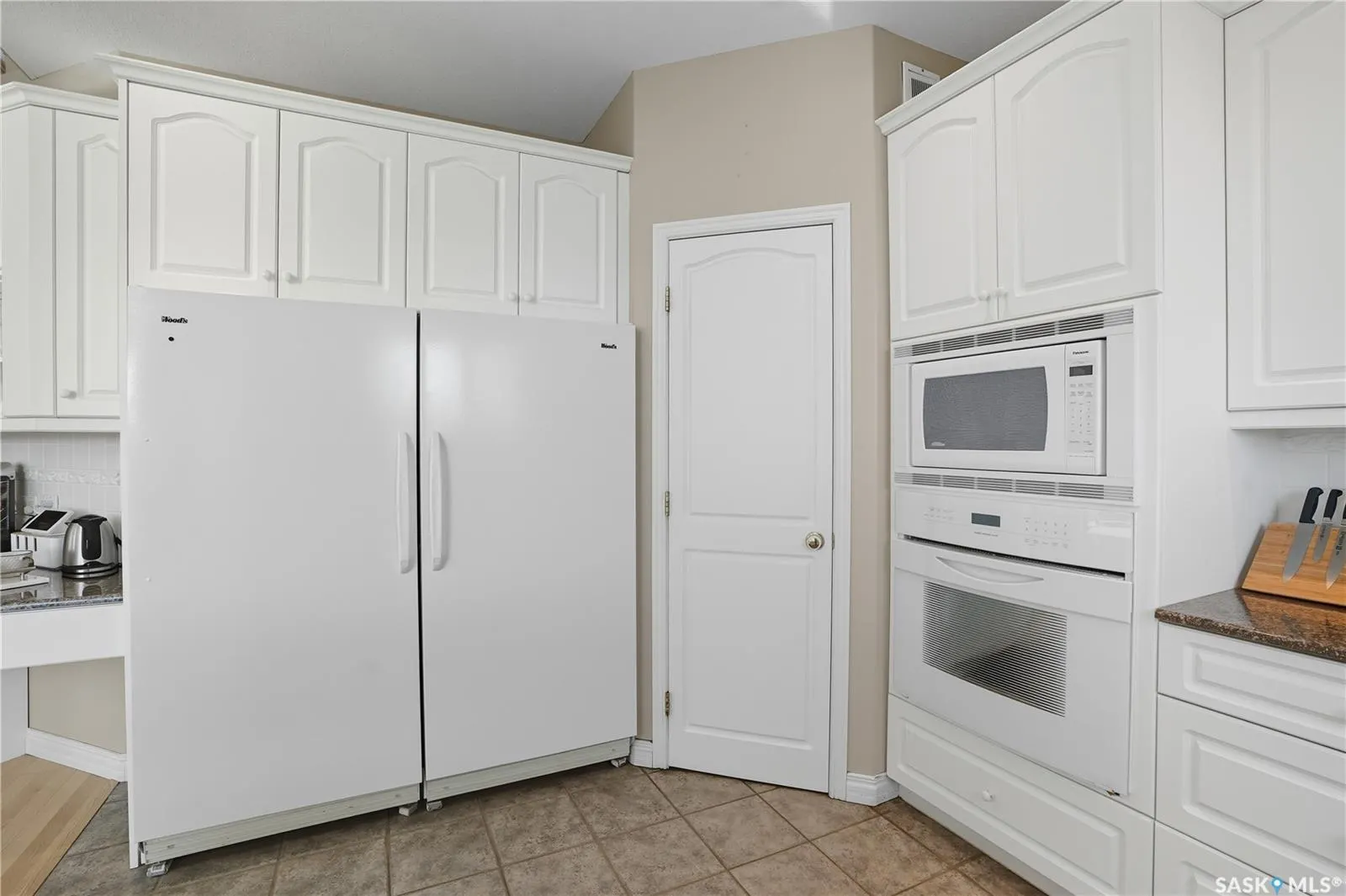 422 Le May CRESCENT