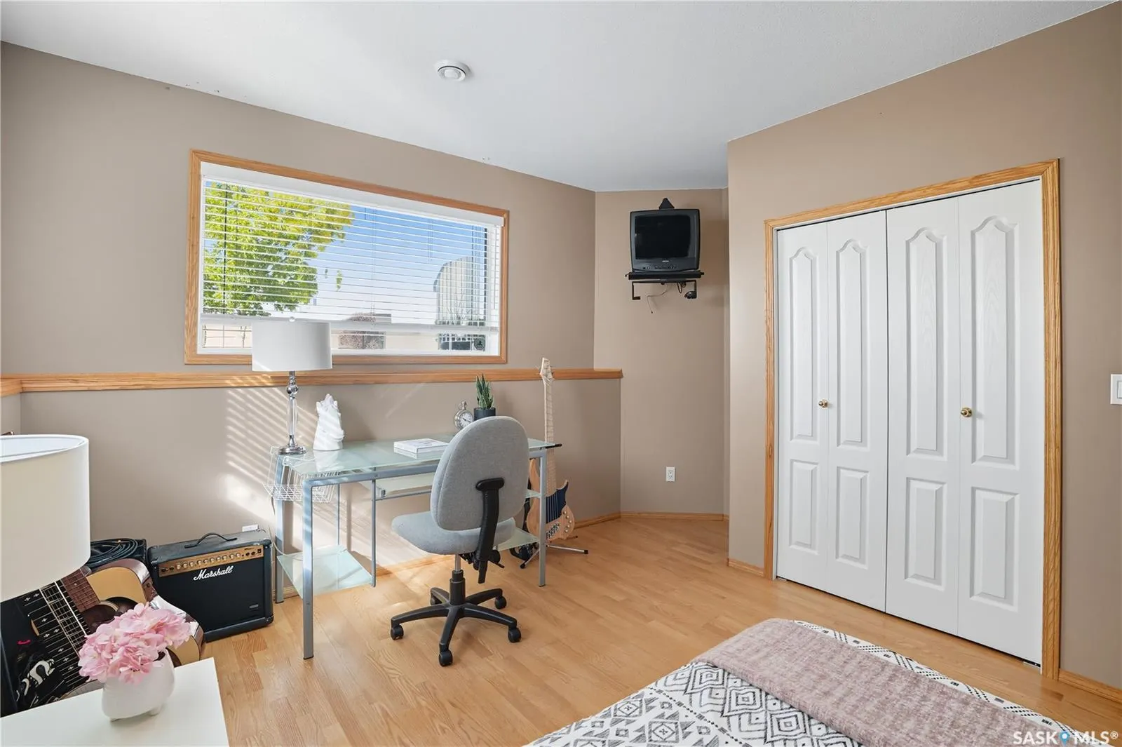 422 Le May CRESCENT