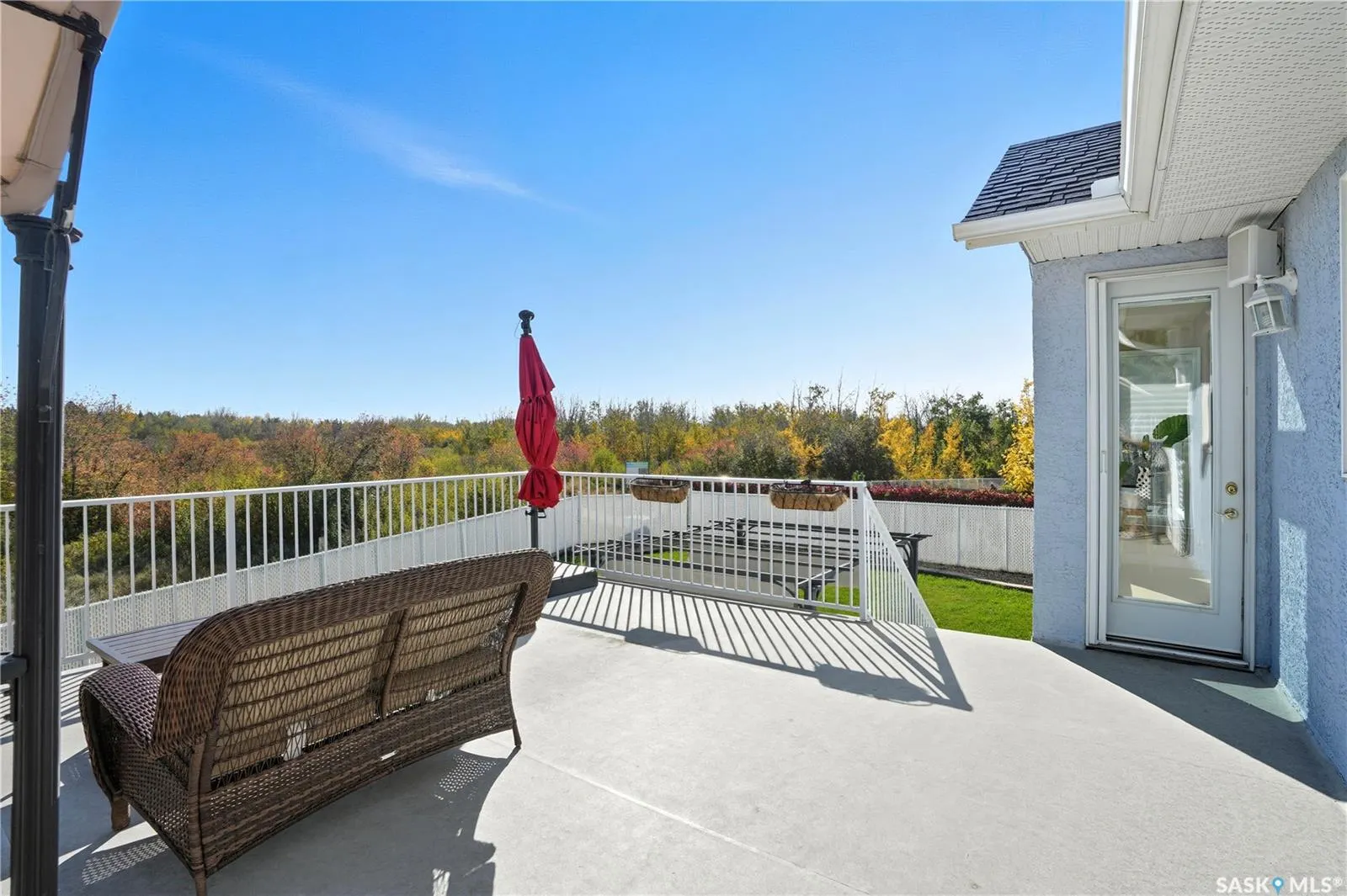 422 Le May CRESCENT